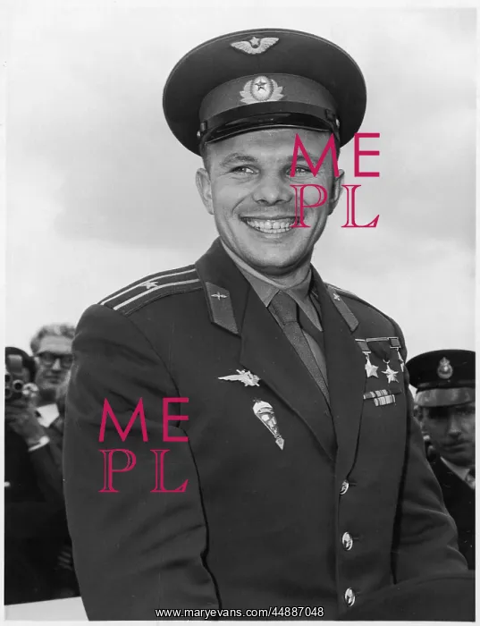 : YURI GAGARIN : YURI GAGARIN