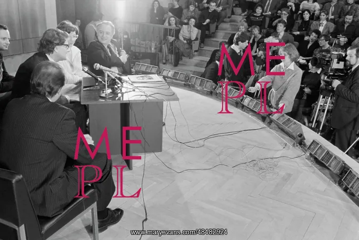 : Yves Saint Laurent visits USSR : Yves Saint Laurent visits USSR