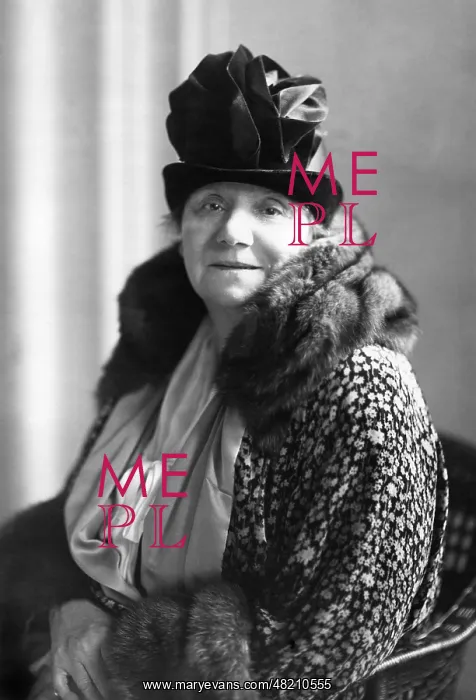 : Yvette Guilbert : Yvette Guilbert