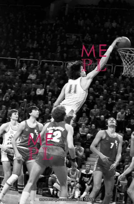 : Zalgiris Kaunas vs CSKA Moscow basketball match, 1983 : Zalgiris Kaunas vs CSKA Moscow basketball match, 1983