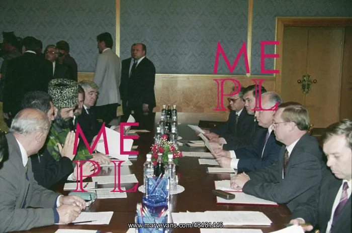 : Zelimkhan Yandarbiyev visits Russia : Zelimkhan Yandarbiyev visits Russia