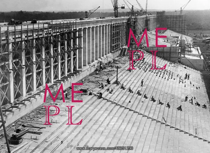 : Zeppelin grandstand, 1936 : Zeppelin grandstand, 1936