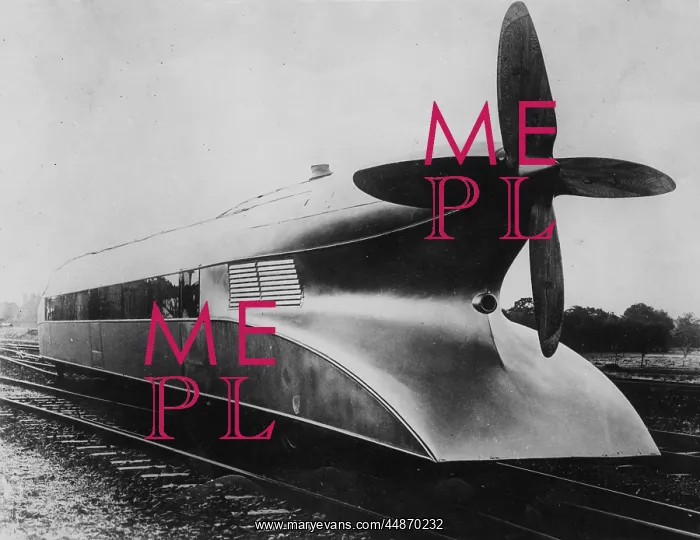 : ZEPPELIN TRAIN 1930S : ZEPPELIN TRAIN 1930S