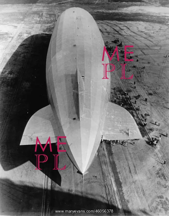 : Zepplin airship : Zepplin airship