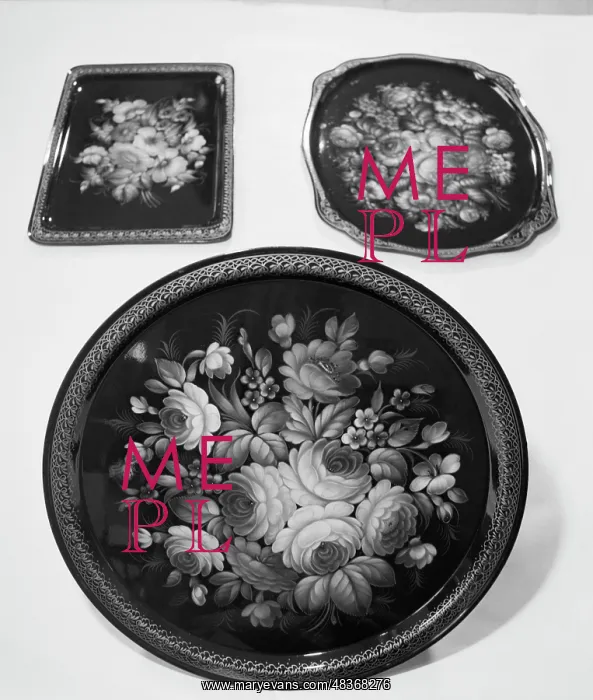 : Zhostovo trays : Zhostovo trays
