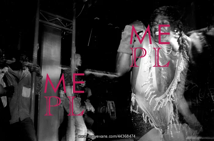 : Zimbabwe, Harare - drag performance, 1996. Photo Paul : Zimbabwe, Harare - drag performance, 1996. Photo Paul