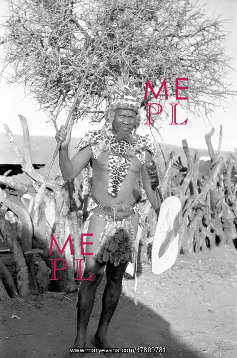  : Zulu village: with villagers