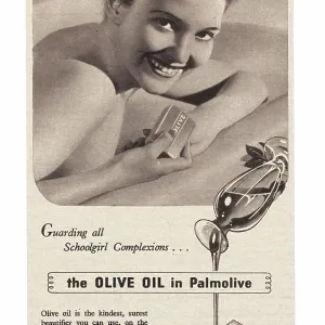 1940 UK Magazine Palmolive Soap Advert 1940 UK Magazine Palmolive Soap Advert