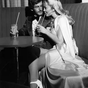 1970S COUPLE IN BAR