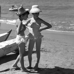 BEACH LOLITAS BEACH LOLITAS