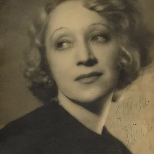 Binnie Hale