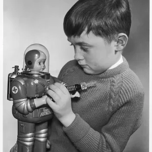 BOY & TOY ASTRONAUT BOY & TOY ASTRONAUT