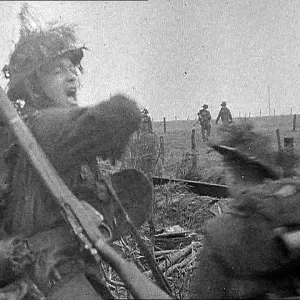 British Soldiers Advancing at the Onset Of British Soldiers Advancing at the Onset Of
