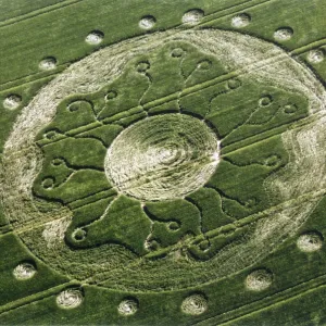 CC /AVEBURY TRUSLOE 1999 CC /AVEBURY TRUSLOE 1999