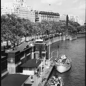 CHARING CROSS PIER 1950S CHARING CROSS PIER 1950S