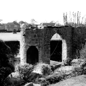 Earl Shilton, Castle Mound and Park c1965