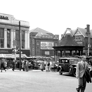 Enfield, Market Place c1950