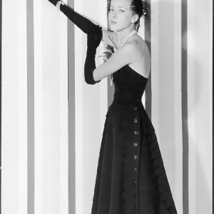 EVENING DRESS 1940S EVENING DRESS 1940S