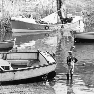 FISHING HARBOUR FISHING HARBOUR