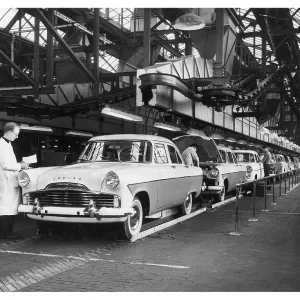 FORD PRODUCTION LINE FORD PRODUCTION LINE