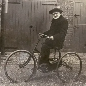 George Skinner, elderly tricyclist