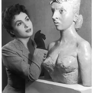 GINA LOLLOBRIGIDA/KAR GINA LOLLOBRIGIDA/KAR