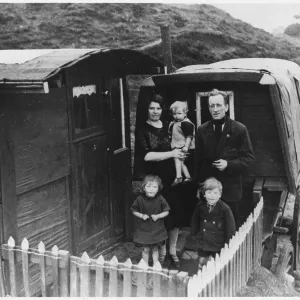 Gipsy van dwellers Gipsy van dwellers