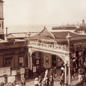 HASTINGS PIER C1915 HASTINGS PIER C1915