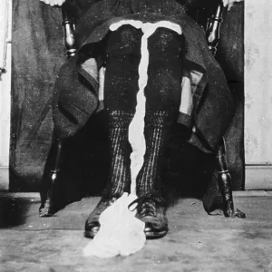 Kathleen Goligher exuding ectoplasm, Belfast Kathleen Goligher exuding ectoplasm, Belfast