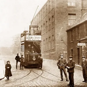 Kirkcaldy Whyte's Causeway early 1900s