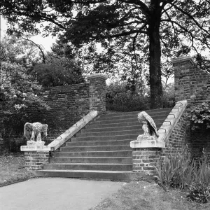 LAUDERDALE HOUSE STEPS LAUDERDALE HOUSE STEPS