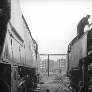 Between two locos at Nine Elms Loco Yard Between two locos at Nine Elms Loco Yard