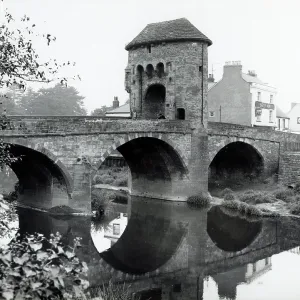 Monnow Bridge in Monmouth, Wales Monnow Bridge in Monmouth, Wales