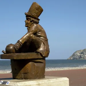 North Wales - Llandudno - Mad Hatter Statue by beach North Wales - Llandudno - Mad Hatter Statue by beach