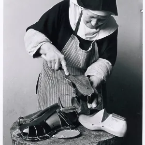 Nun making sandals, St Cecilia's Abbey Nun making sandals, St Cecilia's Abbey
