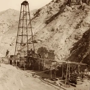 Oil Well at Chillingar Oil Well at Chillingar