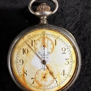 Pocket watch of Titanic victim Ramon Artagaveytia Gomez Pocket watch of Titanic victim Ramon Artagaveytia Gomez