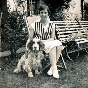Rene Fraser with dog Rene Fraser with dog