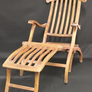 RMS Titanic - Steamer Deck Chair RMS Titanic - Steamer Deck Chair