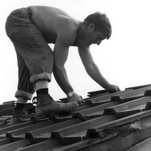 ROOF TILER