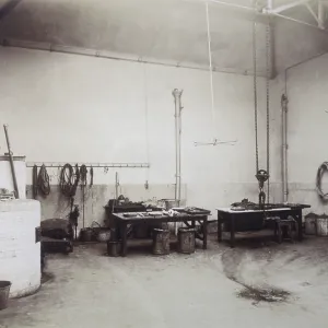 RVC/POST-MORTEM ROOM