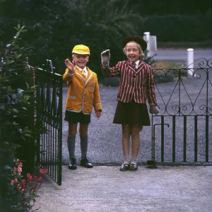 SCHOOL UNIFORMS SCHOOL UNIFORMS