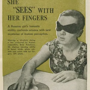 SEEING WITH FINGERS SEEING WITH FINGERS