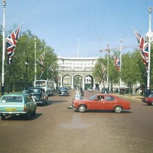 SILVER JUBILEE 1977 SILVER JUBILEE 1977