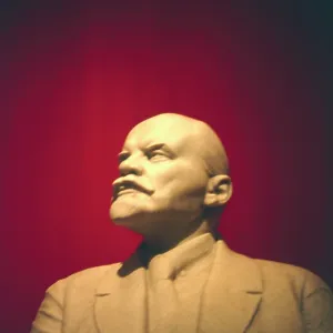 Statue of Lenin, Moscow Museum, USSR Statue of Lenin, Moscow Museum, USSR