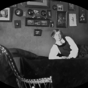 Student in her room