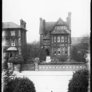 SUBURBAN VILLA 1910 SUBURBAN VILLA 1910
