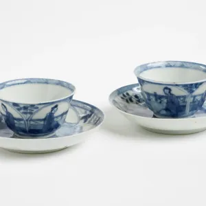 Tea bowls and saucers Tea bowls and saucers