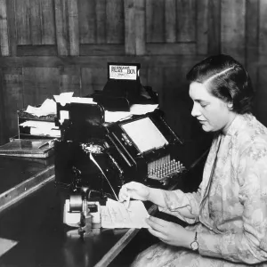 Telegraph - Buckingham Palace Teleprinter Telegraph - Buckingham Palace Teleprinter