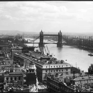 TOWER BRIDGE